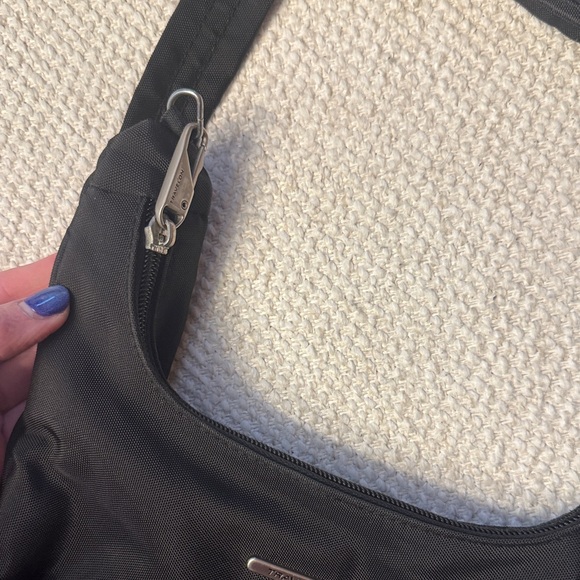 Travel Safe Crossbody Bag - Picture 3 of 5